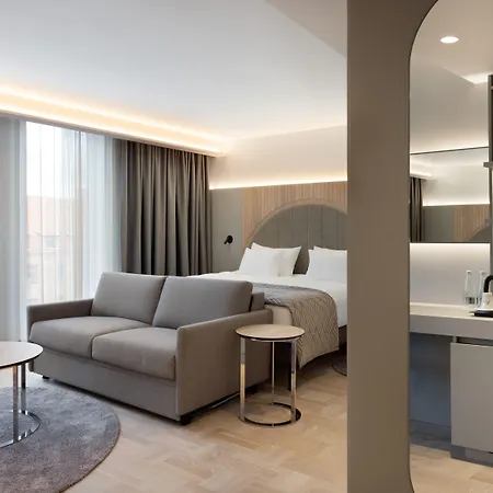 Nordic Forum Hotell 4*