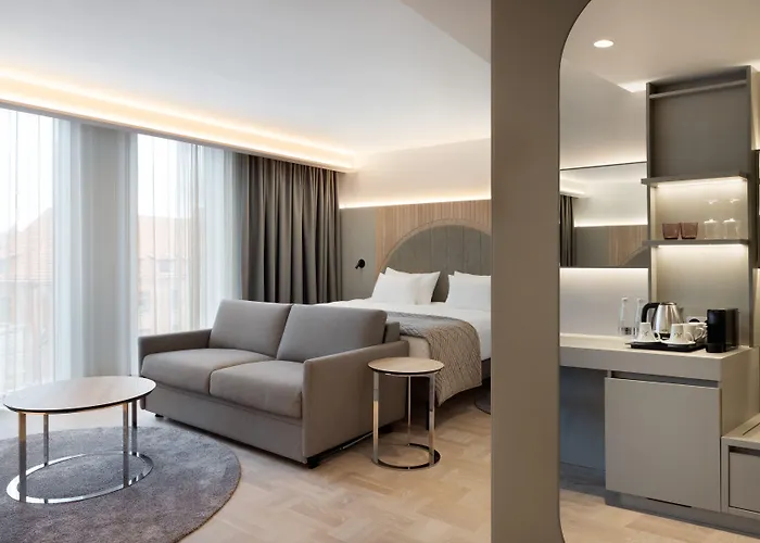 Nordic Forum Hotell 4*