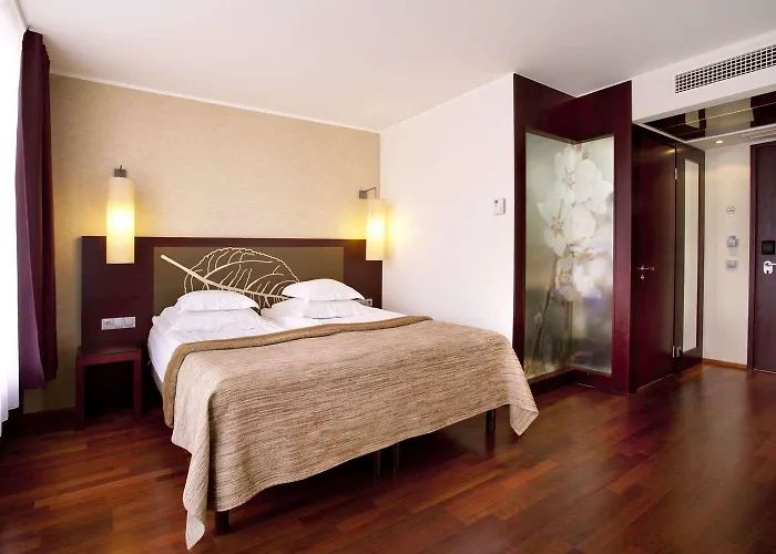 Nordic Forum Hotell 4*